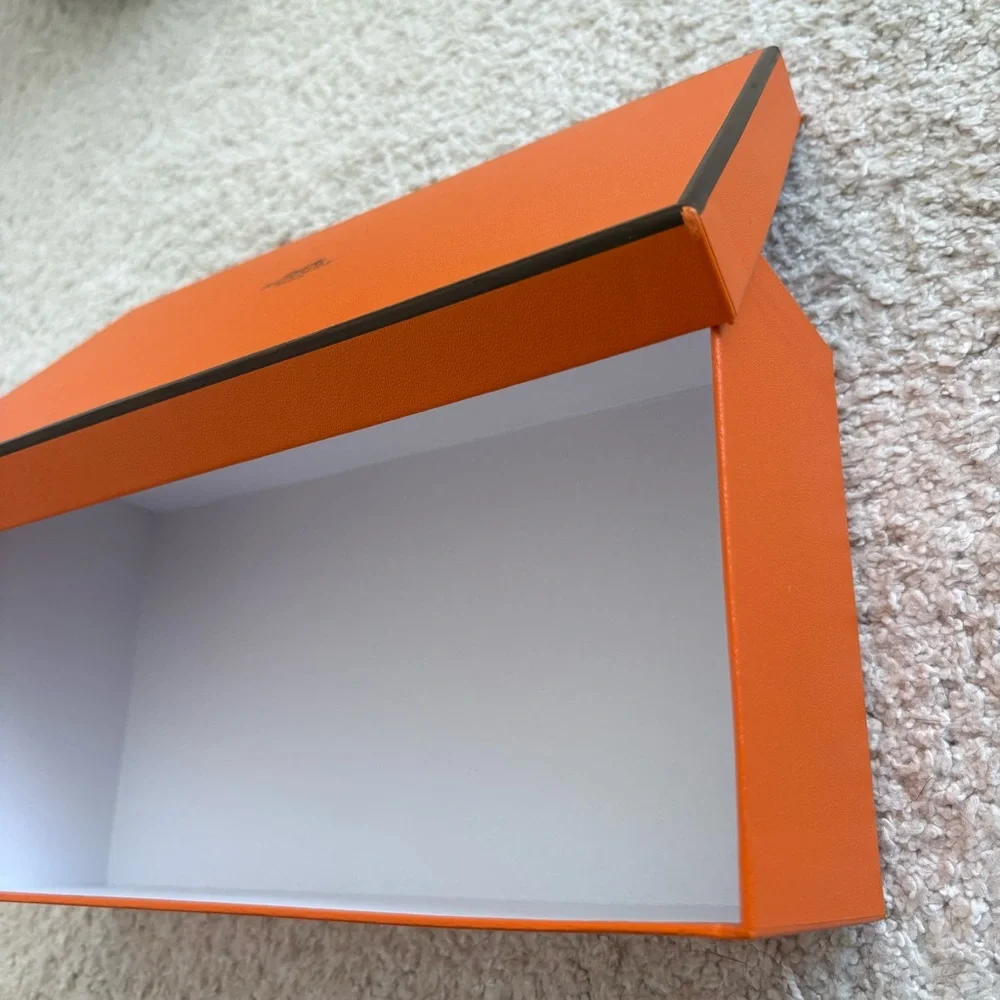 Hermès Orange gift Box